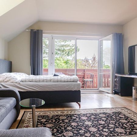 Exquisite Shared Villa - Your Private Room In This Beautiful Home Wien Exteriör bild