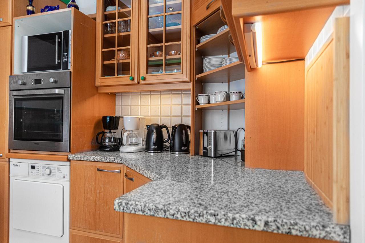 Exquisite Shared Villa - Your Private Room In This Beautiful Home Wien Exteriör bild