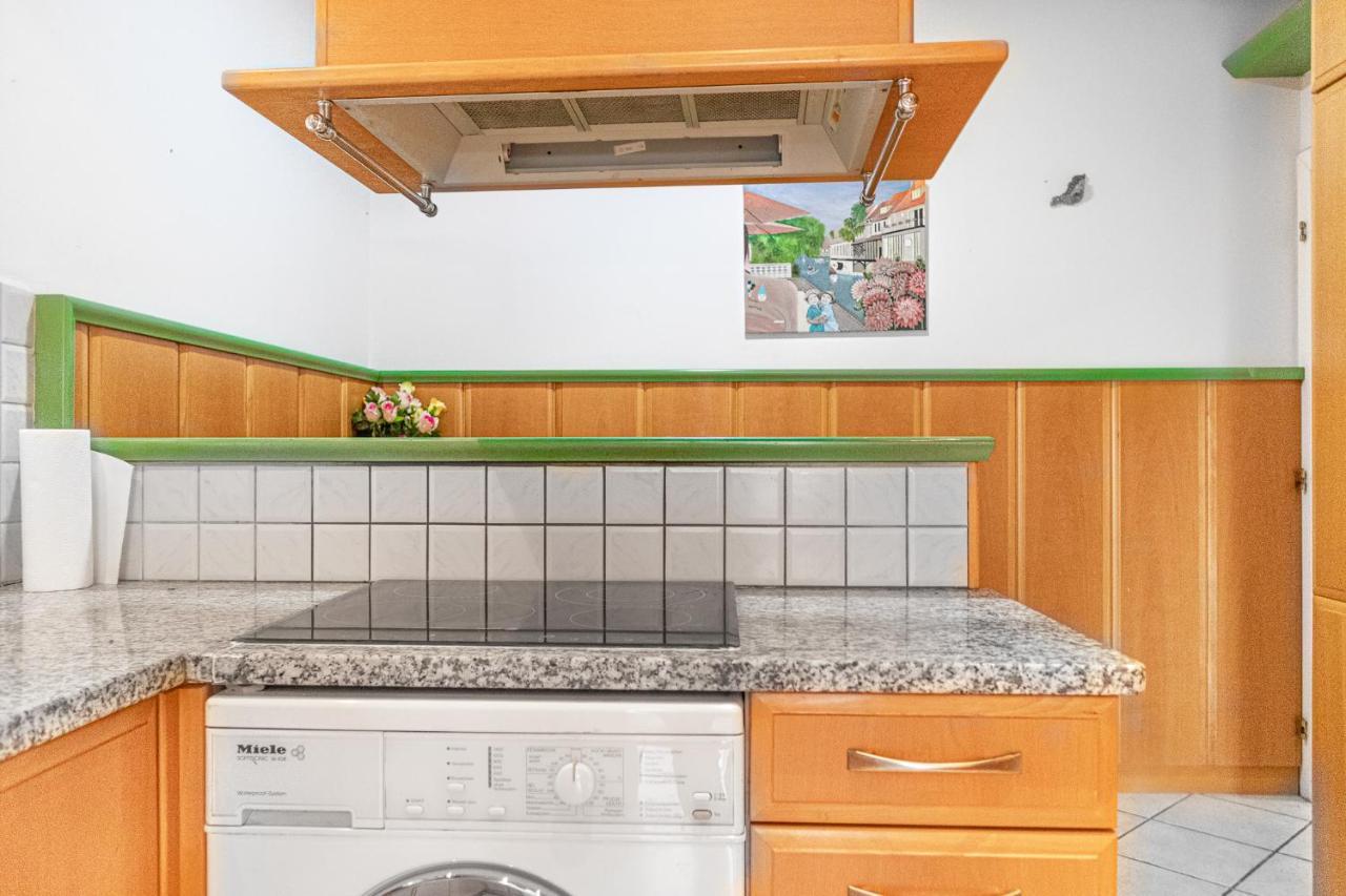 Exquisite Shared Villa - Your Private Room In This Beautiful Home Wien Exteriör bild