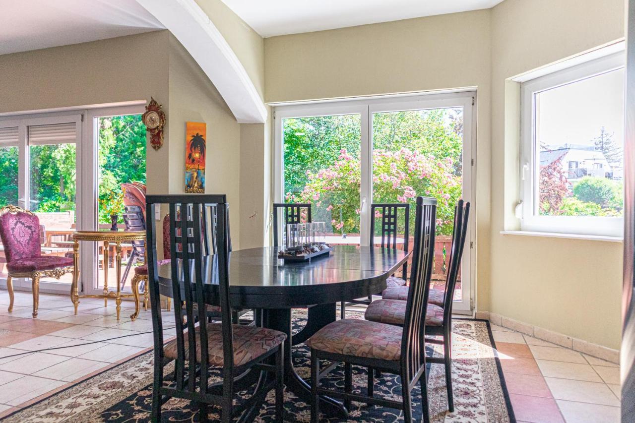 Exquisite Shared Villa - Your Private Room In This Beautiful Home Wien Exteriör bild