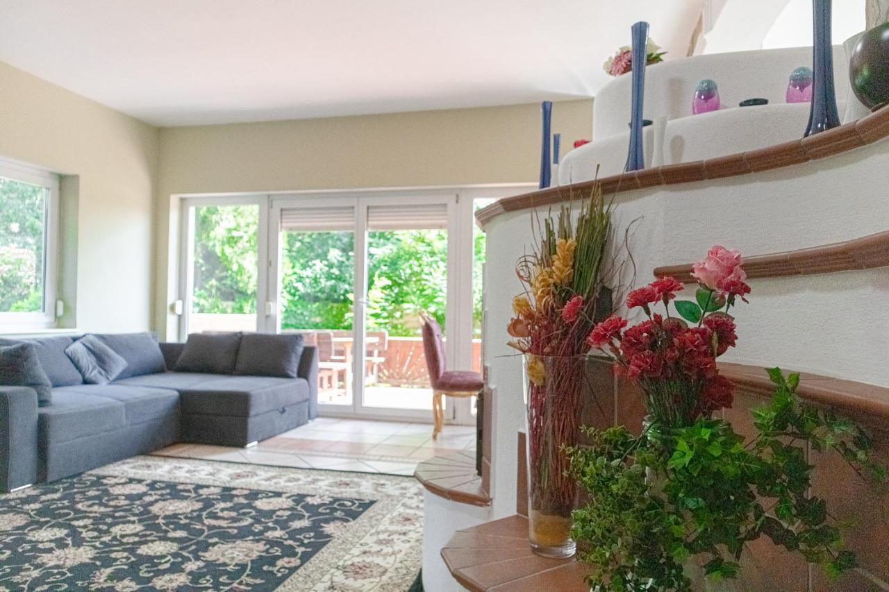 Exquisite Shared Villa - Your Private Room In This Beautiful Home Wien Exteriör bild